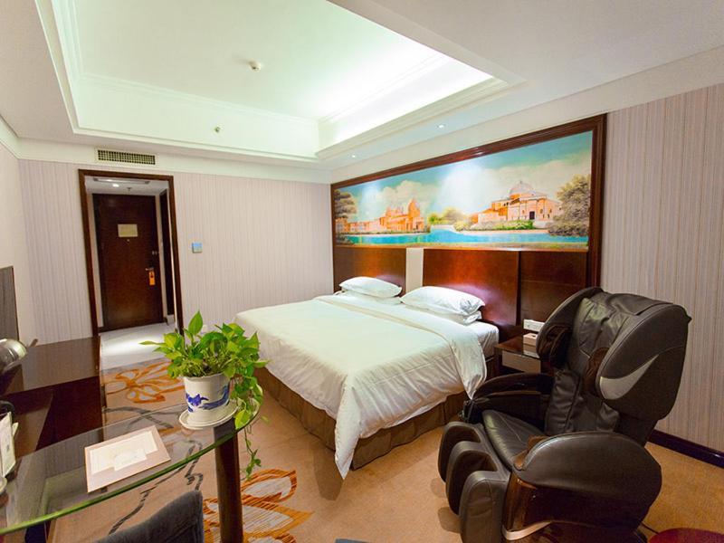Vienna International Hotel Zhangjiajie Tianmen Mountain Extérieur photo
