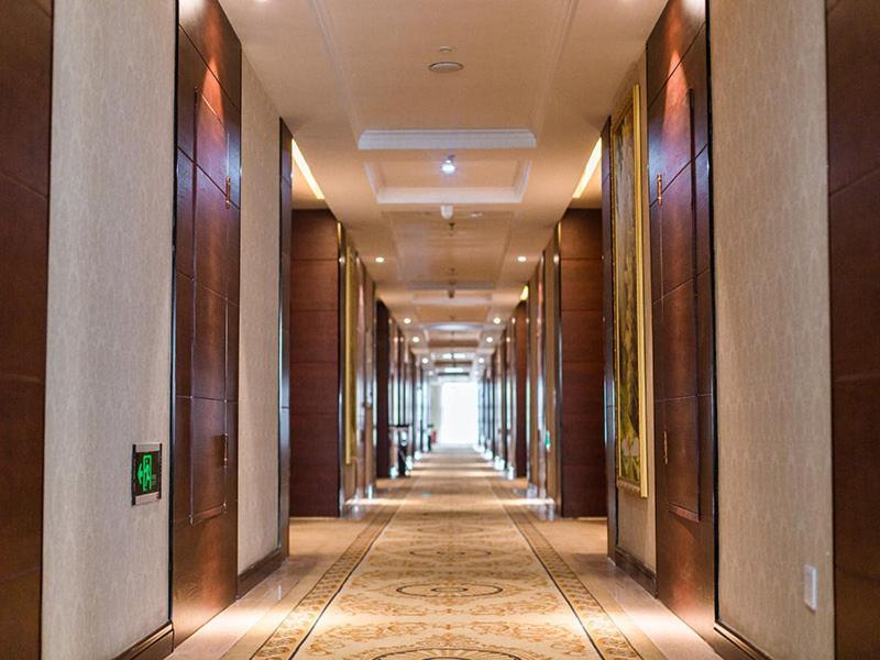 Vienna International Hotel Zhangjiajie Tianmen Mountain Extérieur photo
