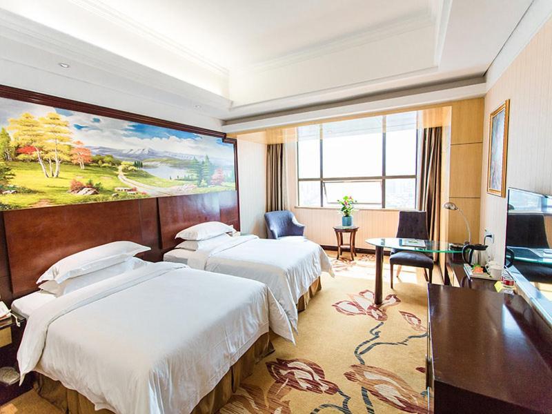 Vienna International Hotel Zhangjiajie Tianmen Mountain Extérieur photo